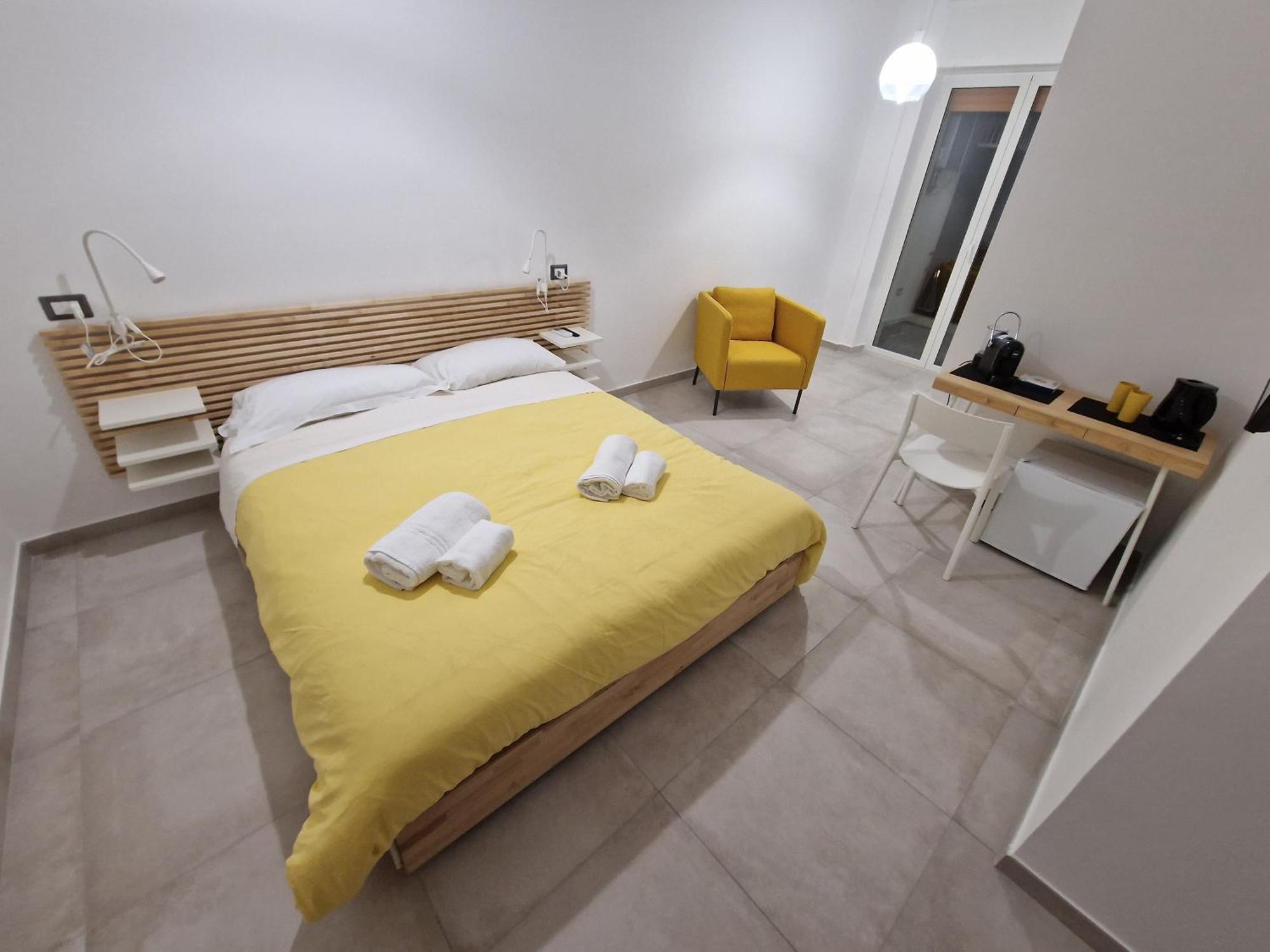 Neapolitan Skyscraper Suites Extérieur photo