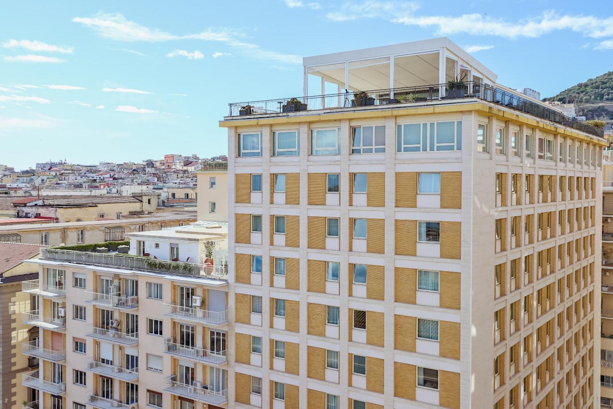 Neapolitan Skyscraper Suites Extérieur photo